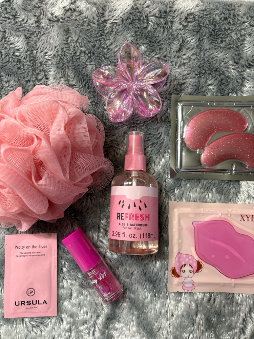 Beauty Bundle - Picture 2 of 11